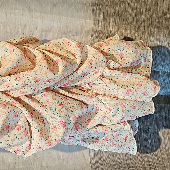 Shein Dress - Picture 4 of 16